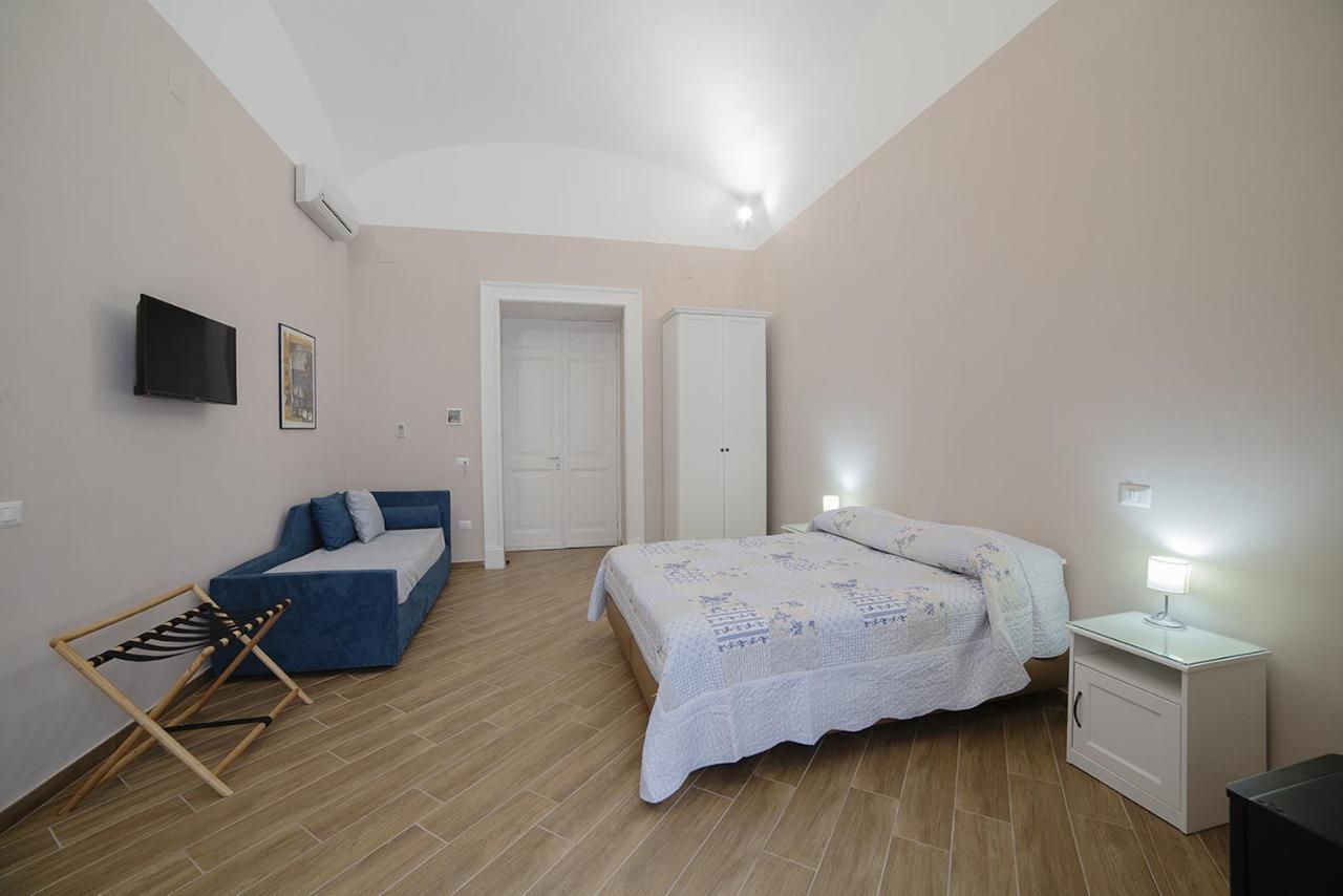 B&B Galleria Principe Di Napoli Exteriör bild