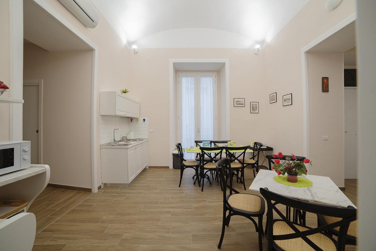 B&B Galleria Principe Di Napoli Exteriör bild