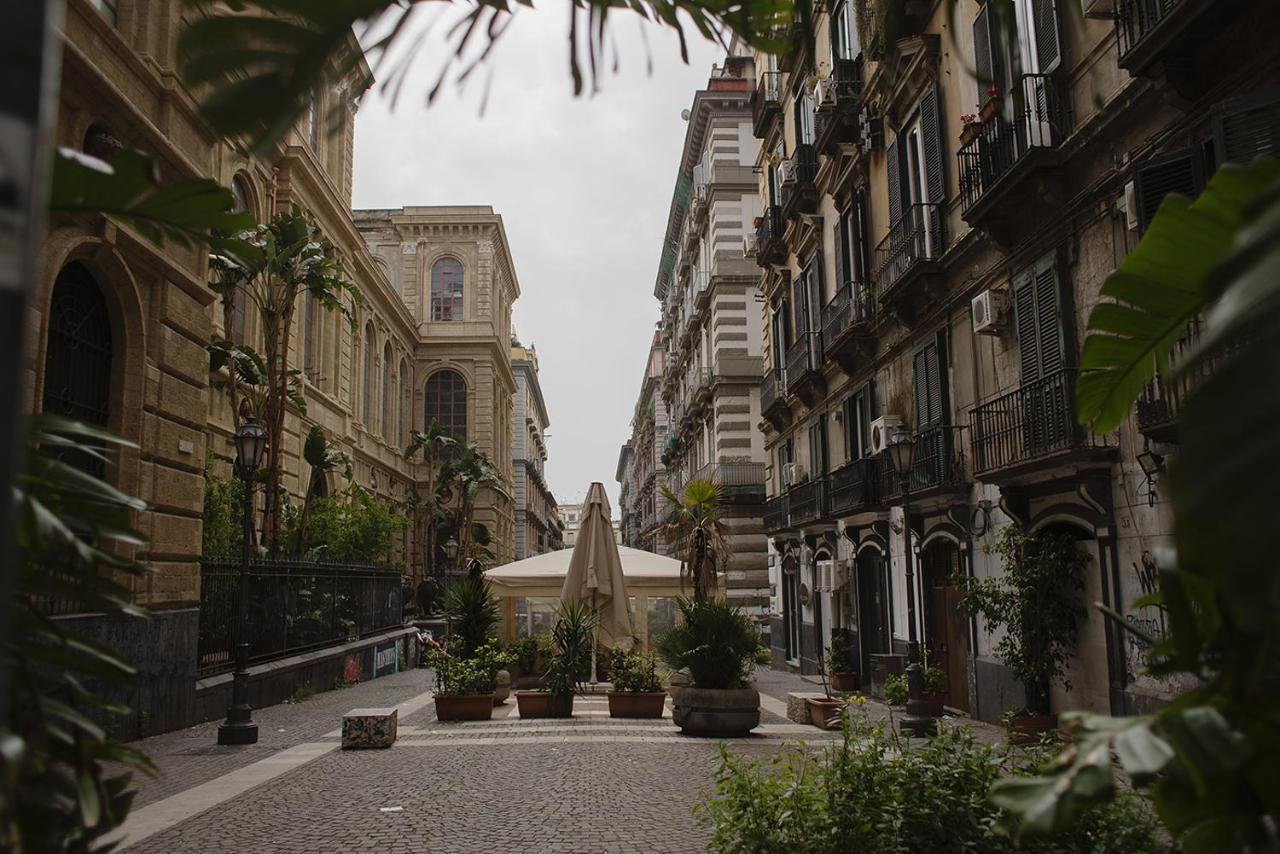 B&B Galleria Principe Di Napoli Exteriör bild
